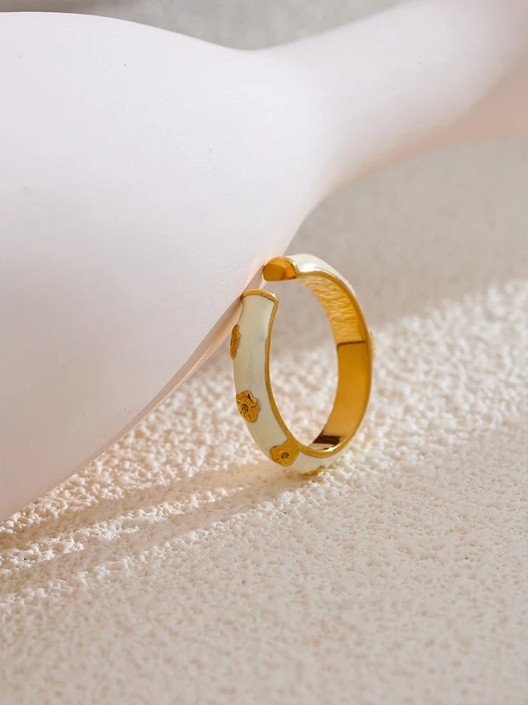 Geometric Trendy Enamel Statement Ring - Ecru