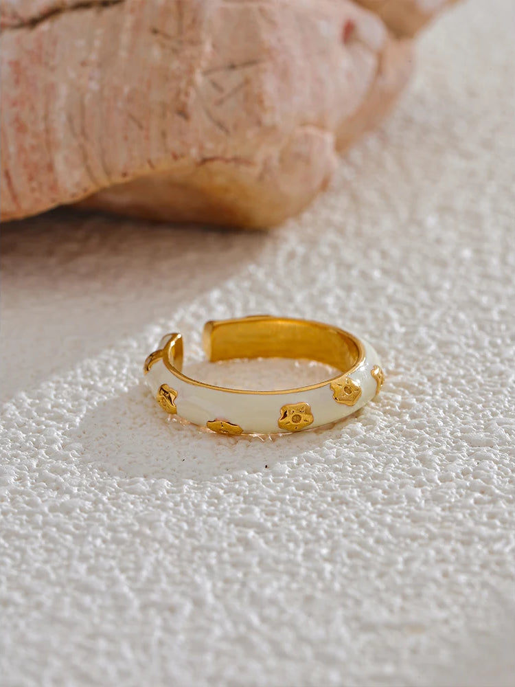 Geometric Trendy Enamel Statement Ring - Ecru