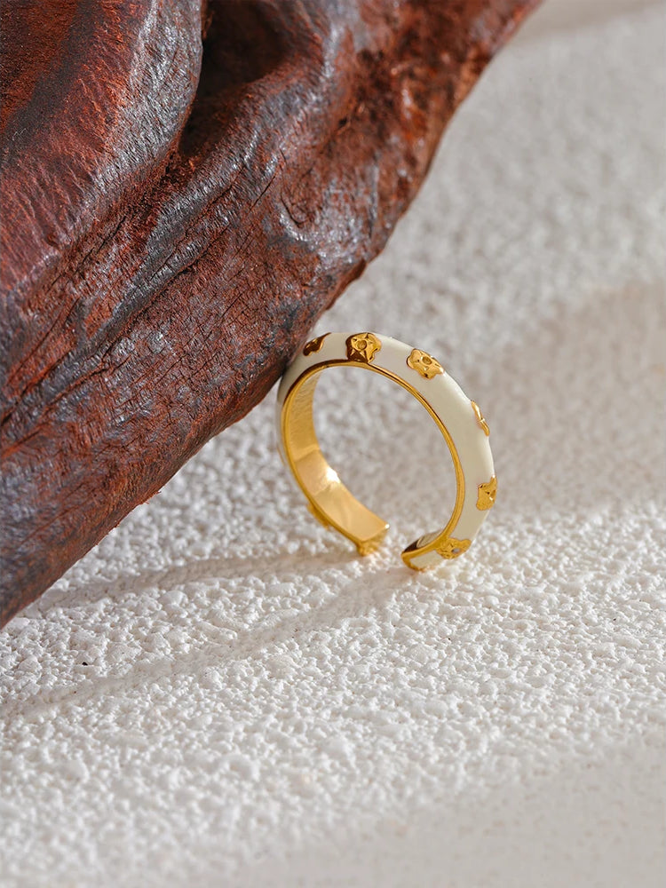 Geometric Trendy Enamel Statement Ring - Ecru