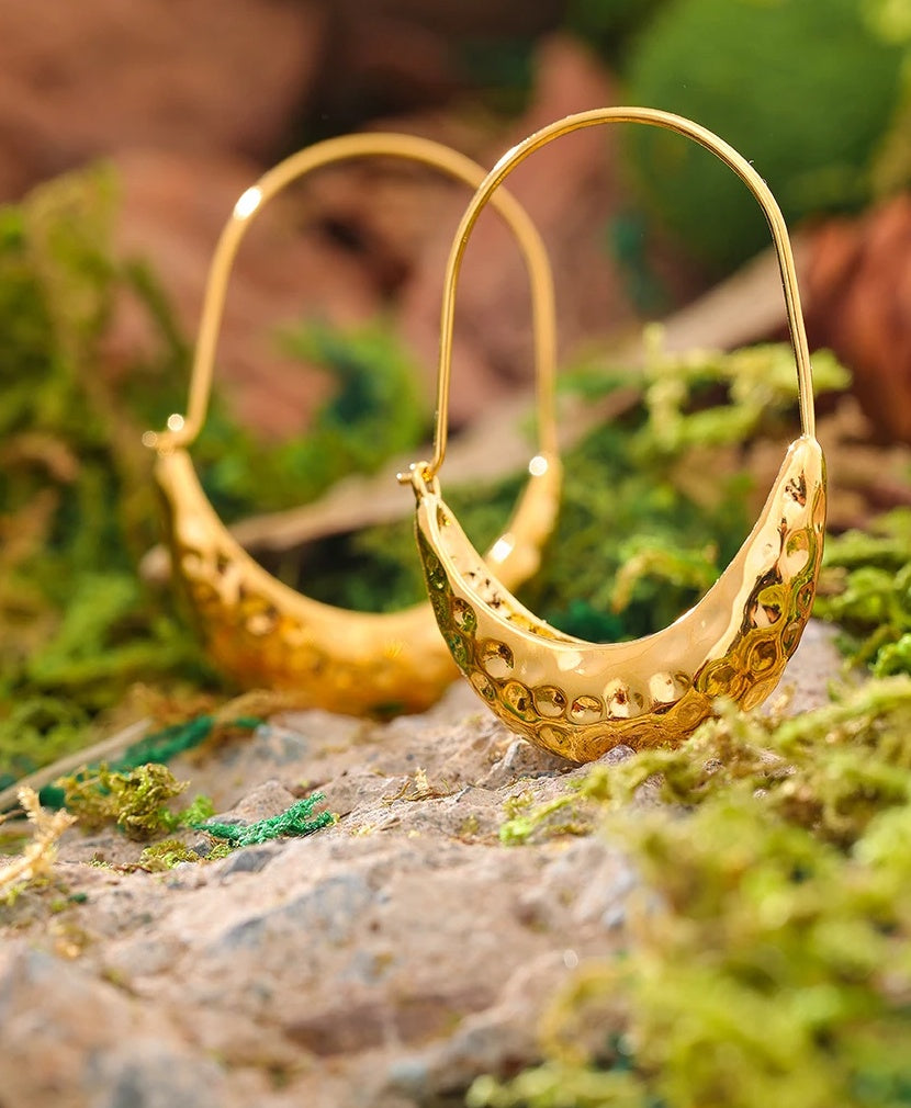Golden Drop Dangle Minimalist Earrings - Ecru