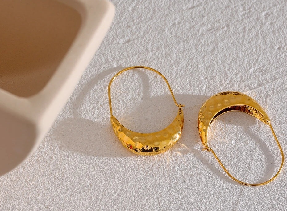 Golden Drop Dangle Minimalist Earrings - Ecru