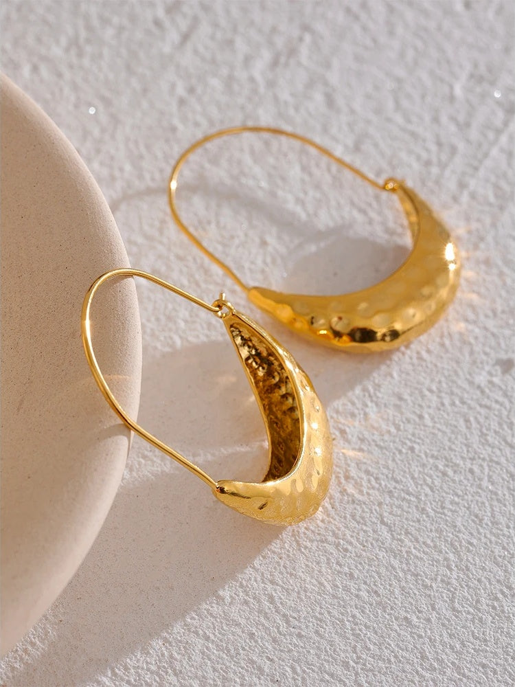 Golden Drop Dangle Minimalist Earrings - Ecru