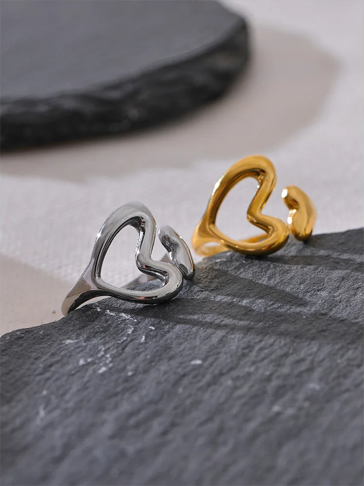 Heart Minimalist Charm Statement Ring - Ecru