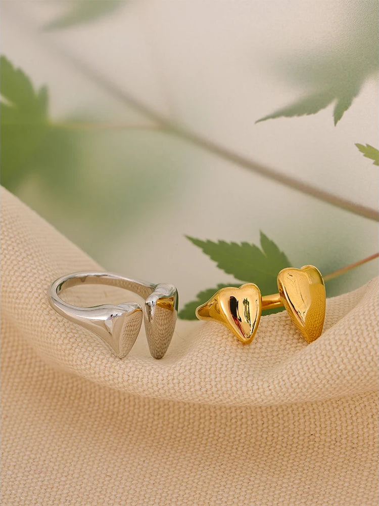 Heart Modern Adjustable Statement Ring - Ecru