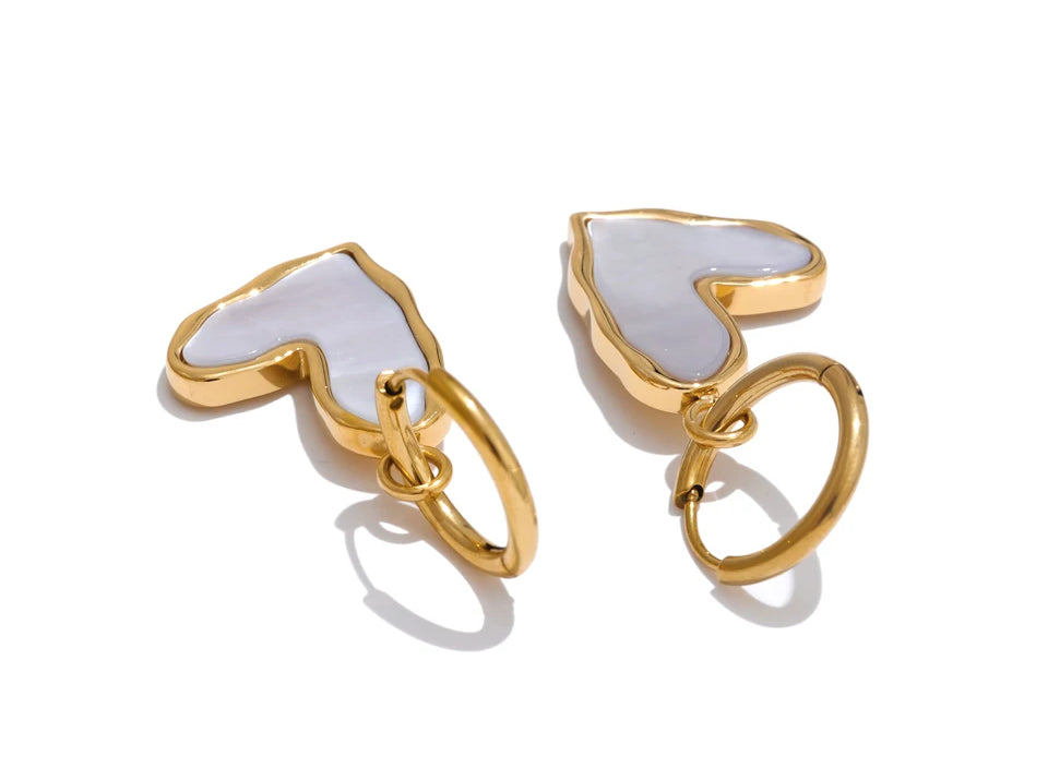 Heart Shell Versatile Hoop Earrings - Ecru