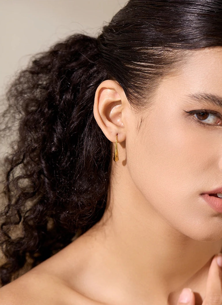 Minimalist Stud Simple Chic Earrings - Ecru