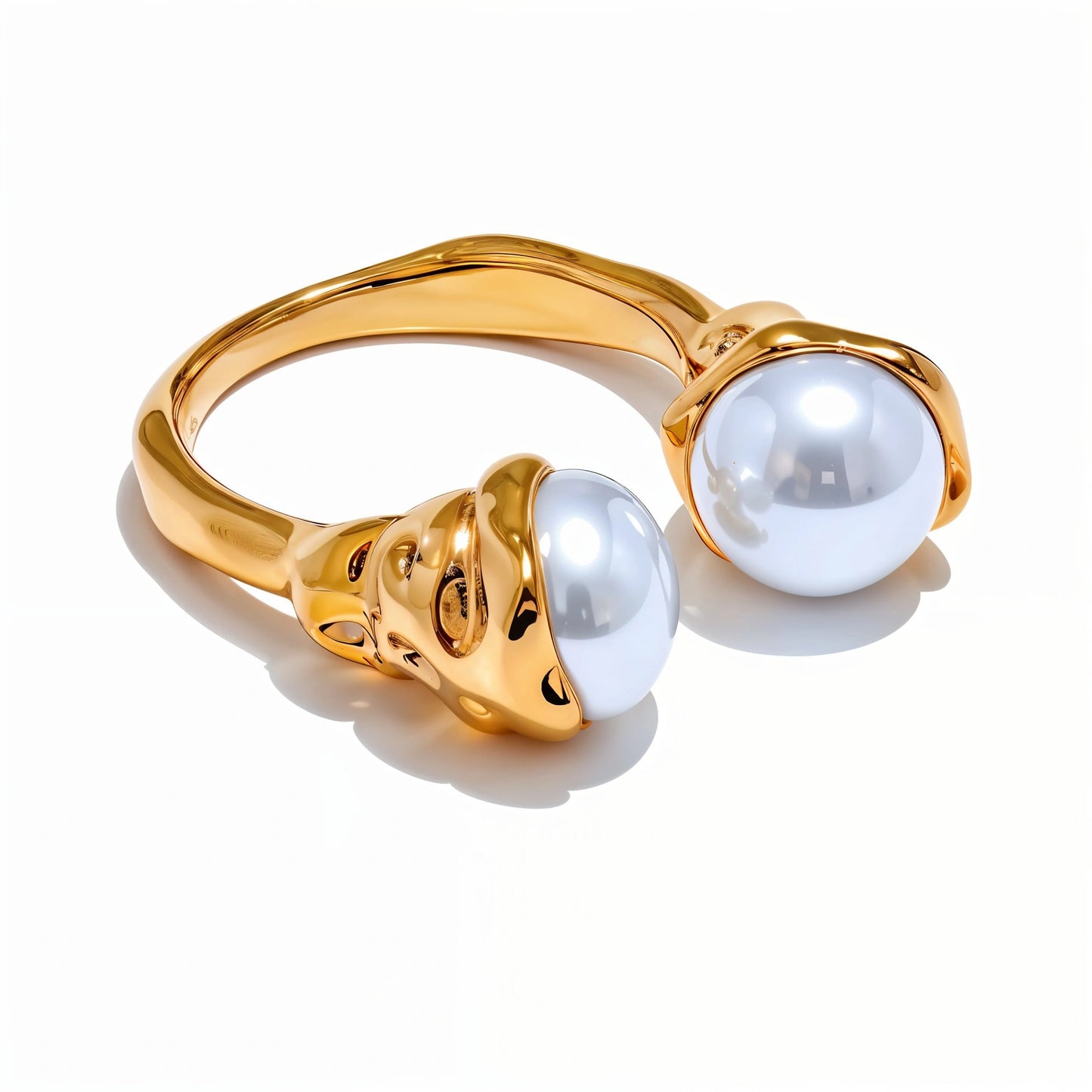 Pearl Shiny Versatile Charm Ring - Ecru