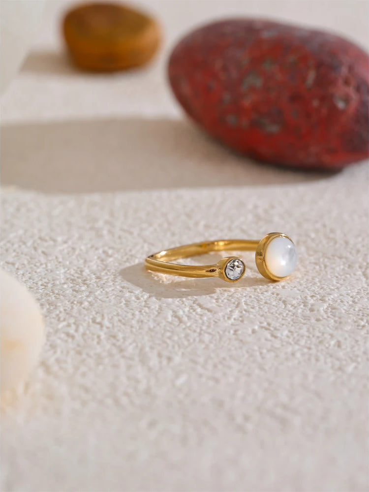 Refined Shell Adjustable Modern Ring - Ecru
