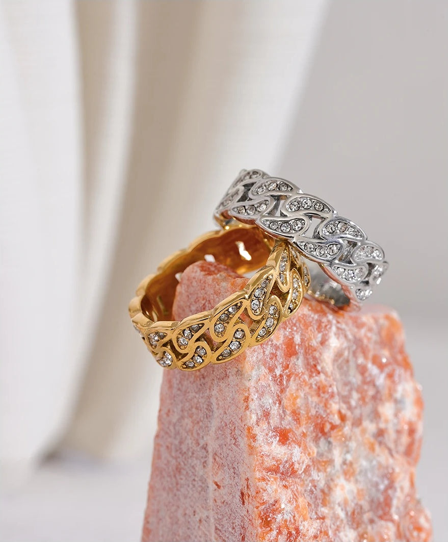 Round Hollow Chain Exquisite Ring - Ecru