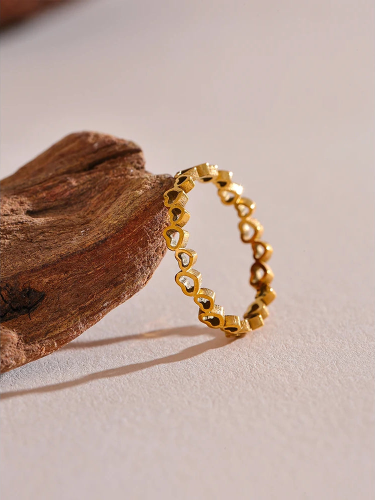 Shiny Minimalist Heart Stackable Ring - Ecru