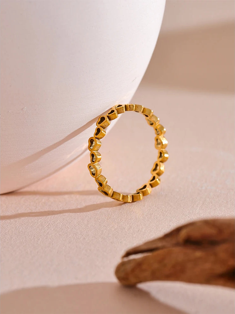Shiny Minimalist Heart Stackable Ring - Ecru