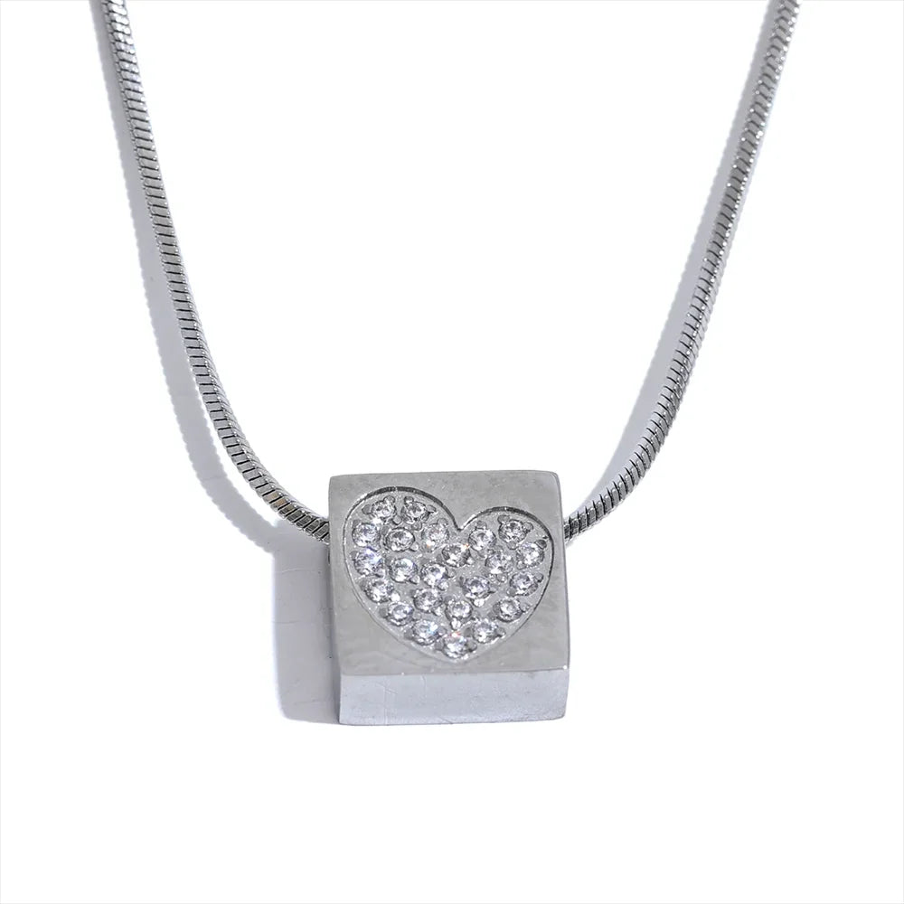 Square Heart Zircon Pendant Necklace - Ecru