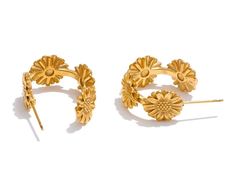 Textured Floral Refined Hoop Earrings - Ecru