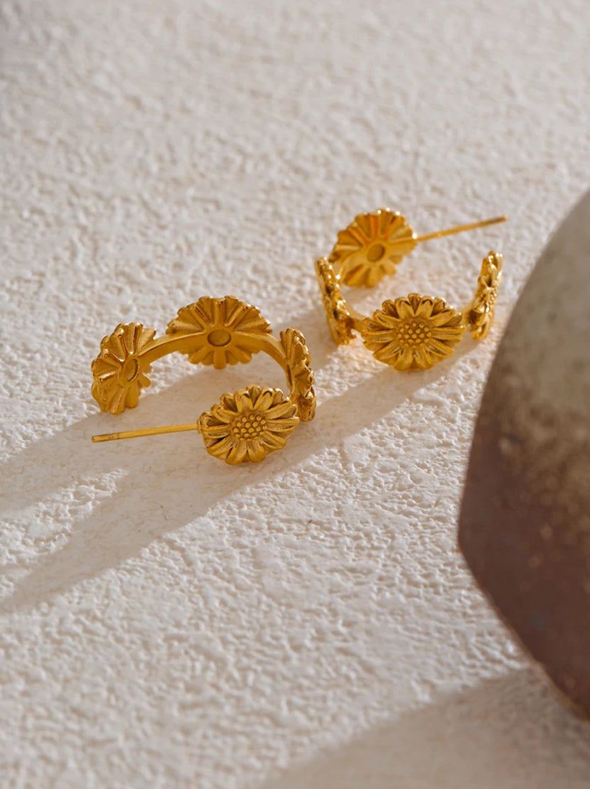 Textured Floral Refined Hoop Earrings - Ecru