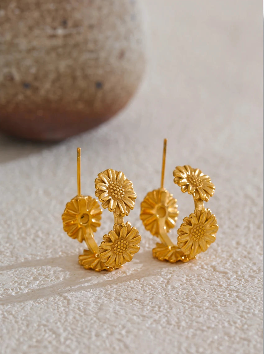 Textured Floral Refined Hoop Earrings - Ecru