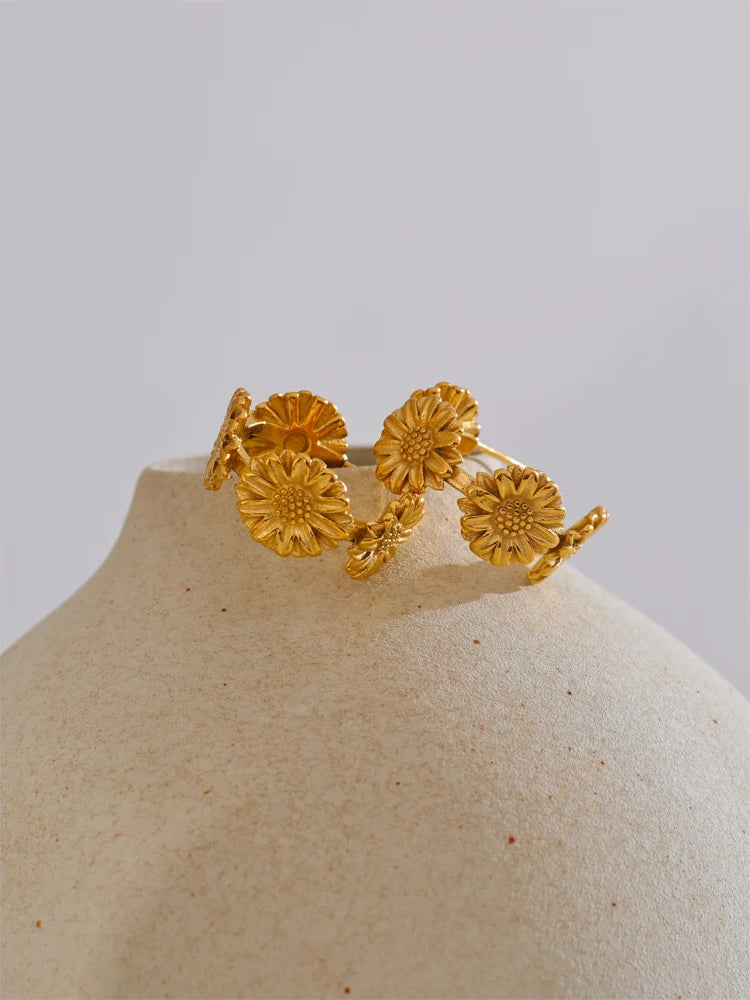 Textured Floral Refined Hoop Earrings - Ecru