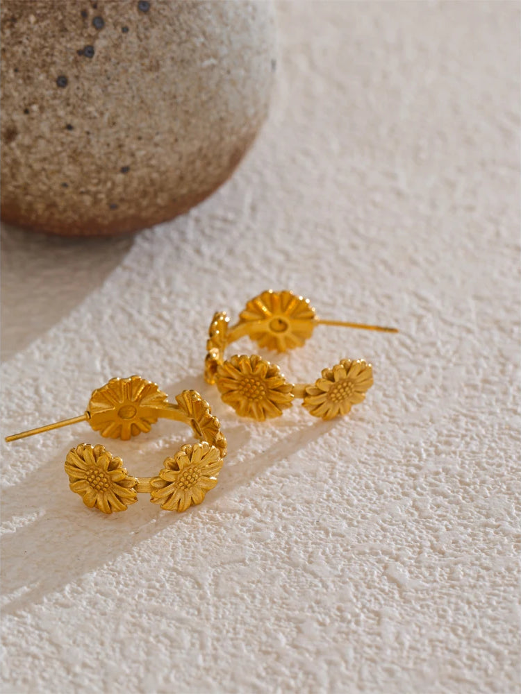 Textured Floral Refined Hoop Earrings - Ecru