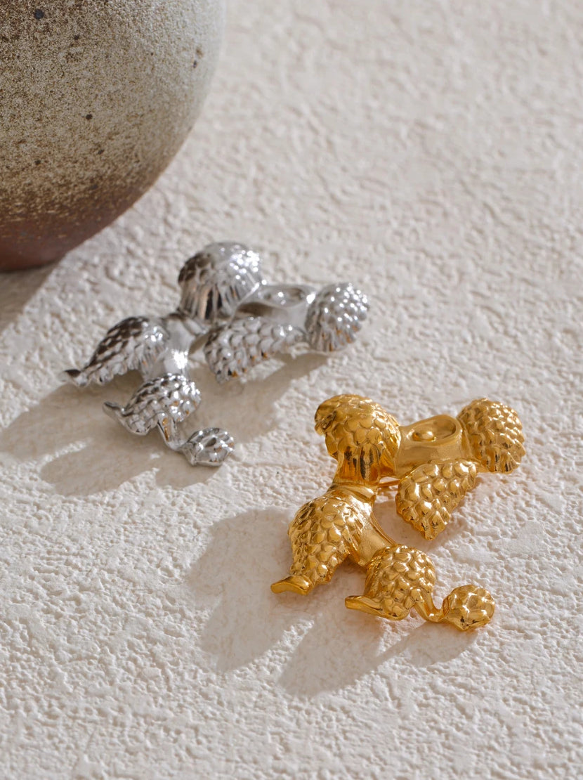 Textured Trendy Dog Charm Brooch - Ecru