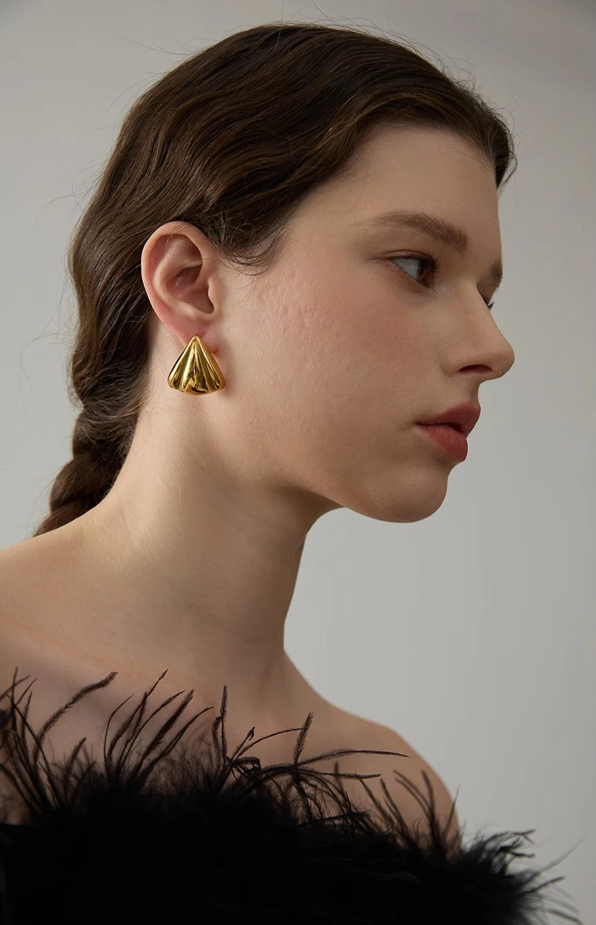 Triangle Versatile Daily Stud Earrings - Ecru