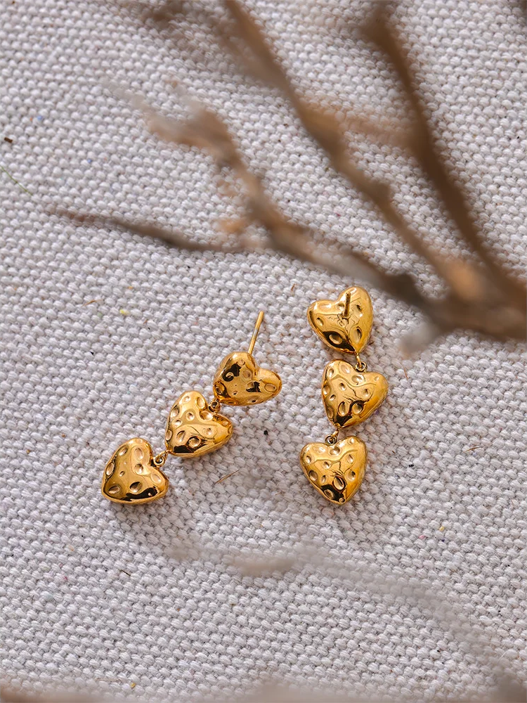 Vintage Heart Love Drop Earrings - Ecru