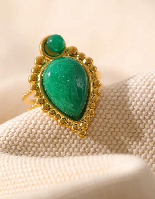 Vintage Natural Stone Agate Ring - Ecru