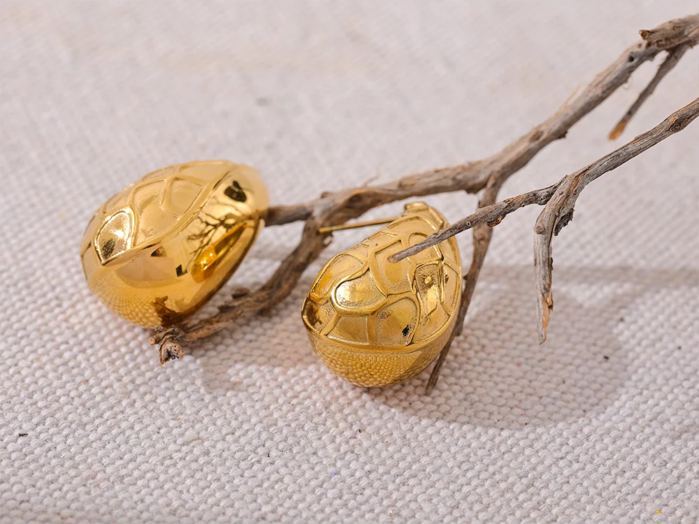 Water Drop Half Empty Stud Earrings - Ecru
