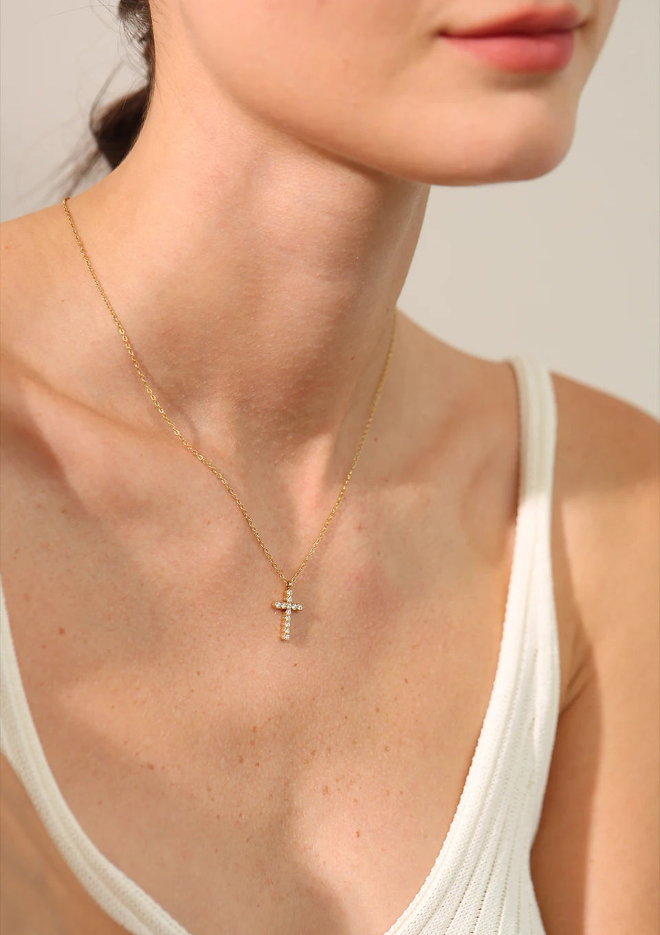 Zircon Cross Pendant Statement Necklace - Ecru