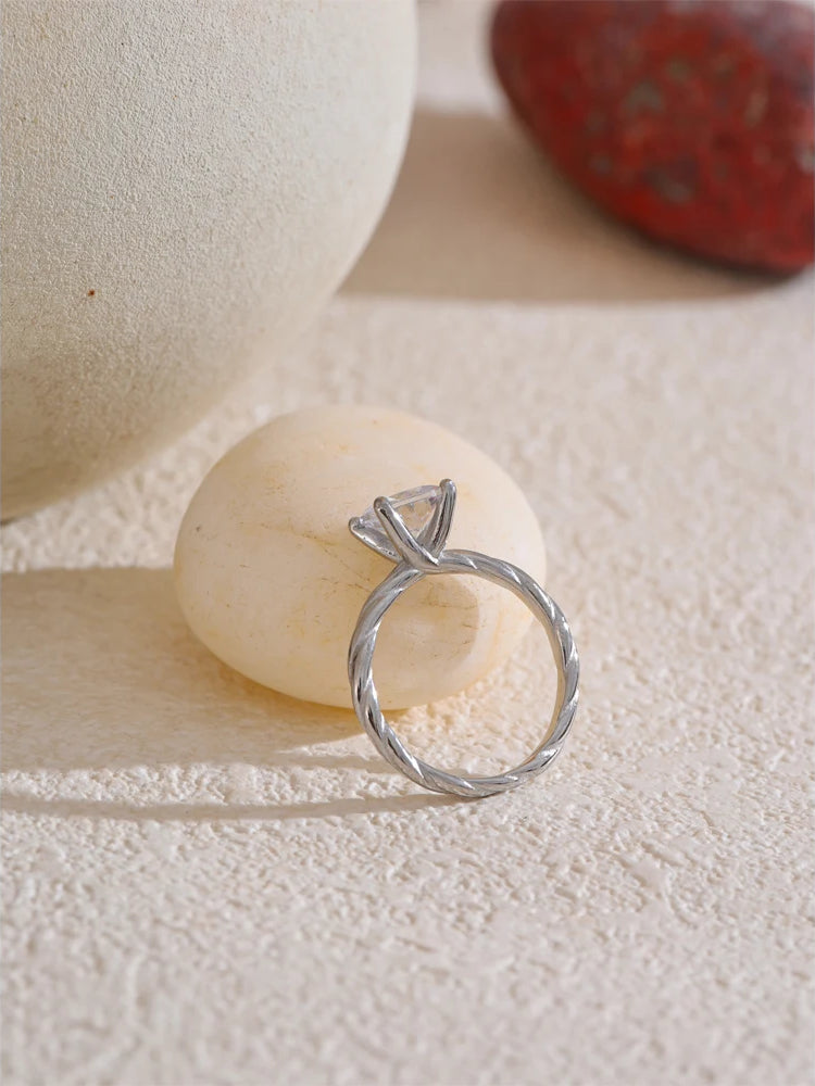 Zircon Modern Minimalist Solitaire Ring - Ecru