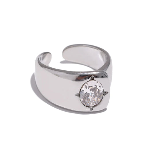 Cast Geometric Wide Chunky Ring - Ecru