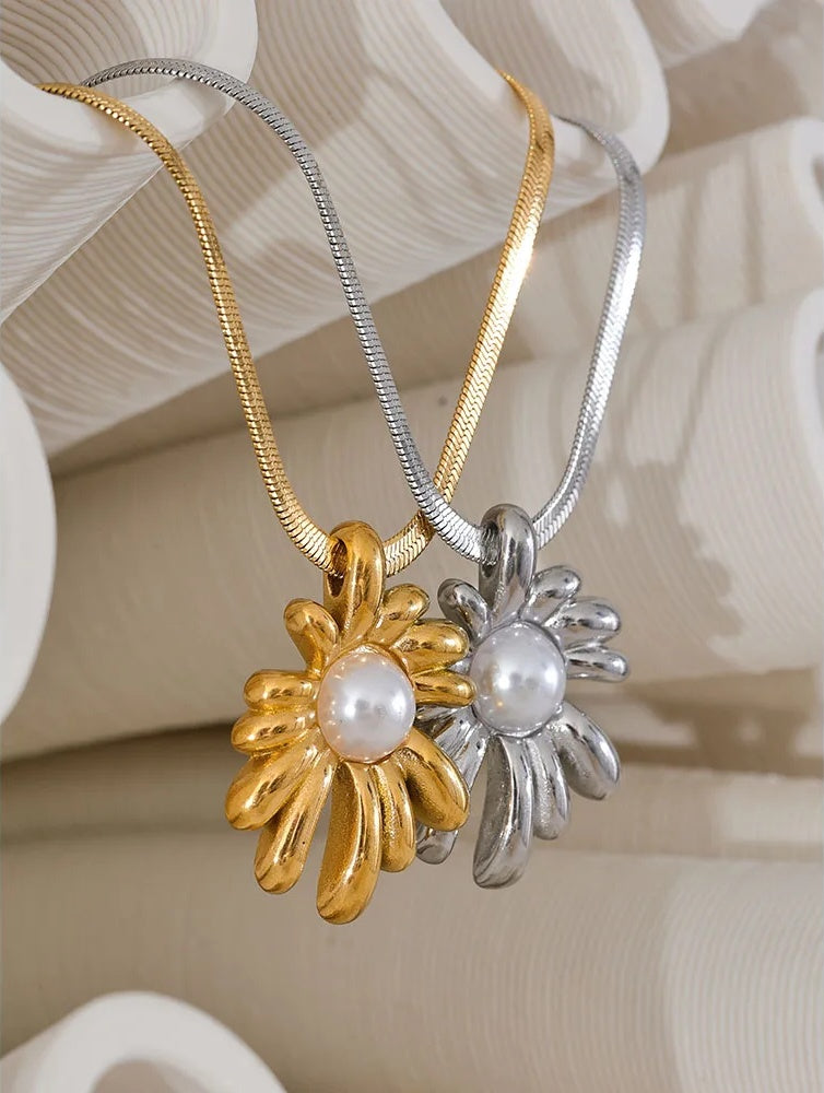 Cast PVD Plated Snake Necklace - Ecru