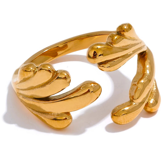 Cast Sea Wave Geometric Ring - Ecru