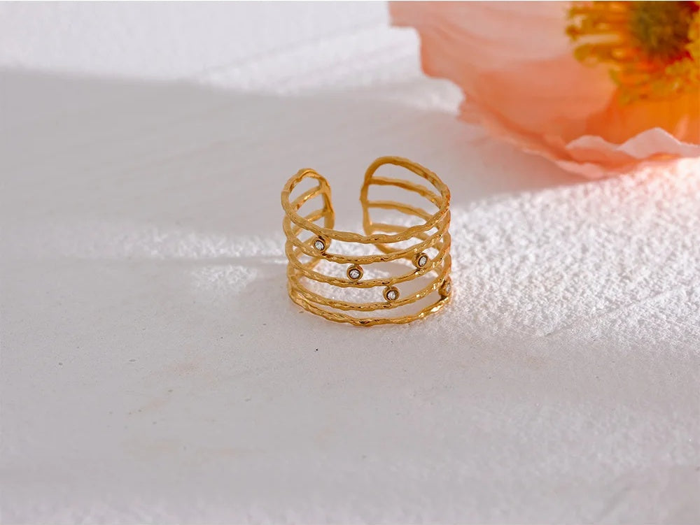 Chic Layered Finger Wide Ring - Ecru