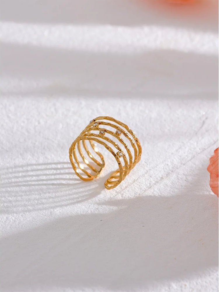 Chic Layered Finger Wide Ring - Ecru