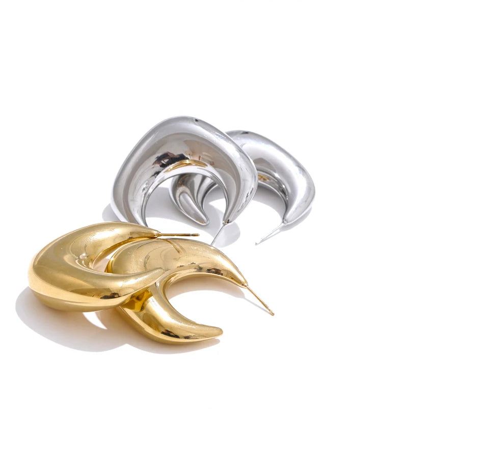 Chunky Refined Modern Huggie Earrings - Ecru