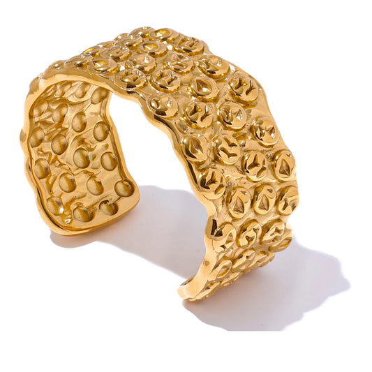 Chunky Textured Geometric Cuff Bracelet - Ecru