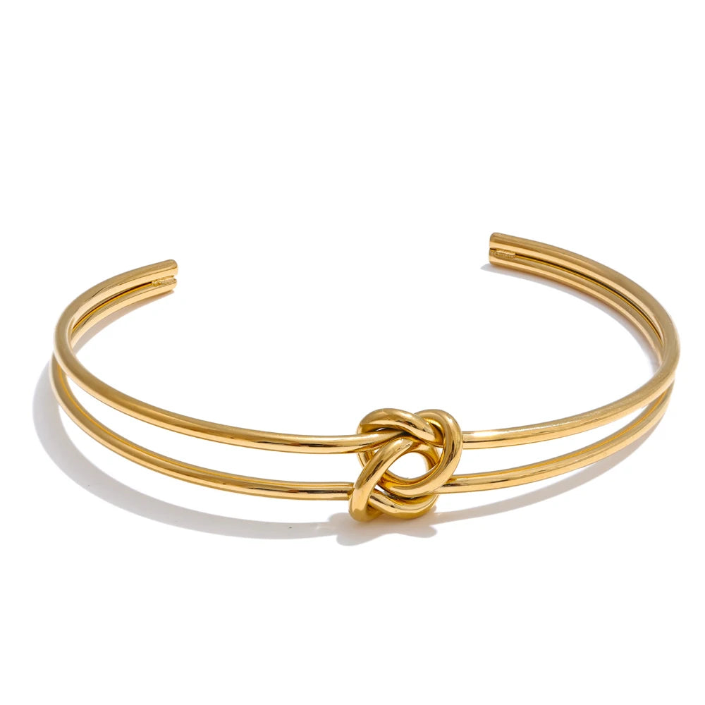 Elegant Knot Chic Cuff Bracelet - Ecru