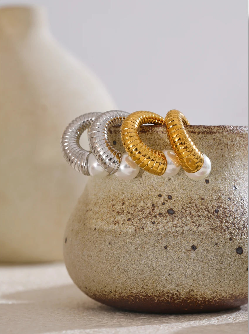 Elegant Pearl Textured Huggie Earrings - Ecru