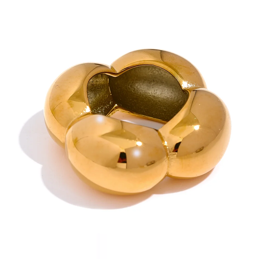 Flower Hollow Big Statement Ring - Ecru