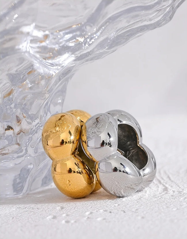 Flower Hollow Big Statement Ring - Ecru