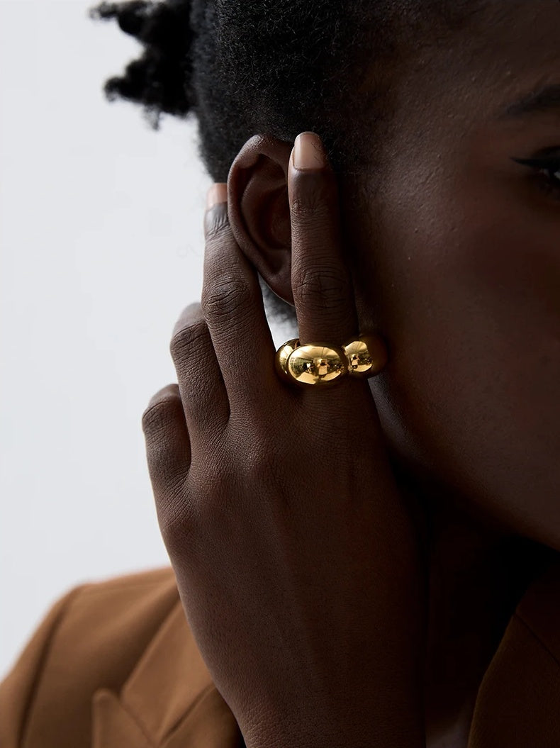 Flower Hollow Big Statement Ring - Ecru