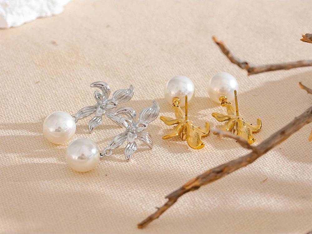 Flower Pearl Shiny Drop Earrings - Ecru