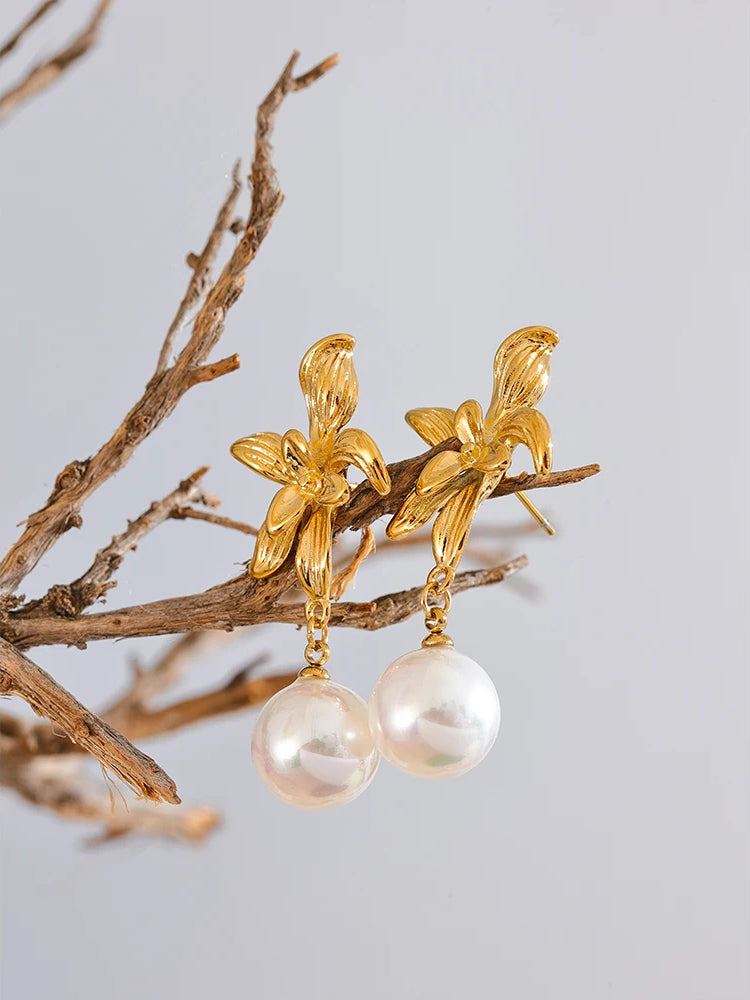 Flower Pearl Shiny Drop Earrings - Ecru