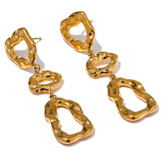 Geometric Hollow Temperament Earrings - Ecru