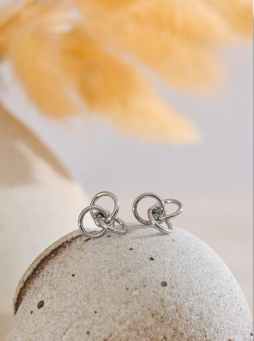 Geometric Premium Chunky Stud Earrings - Ecru