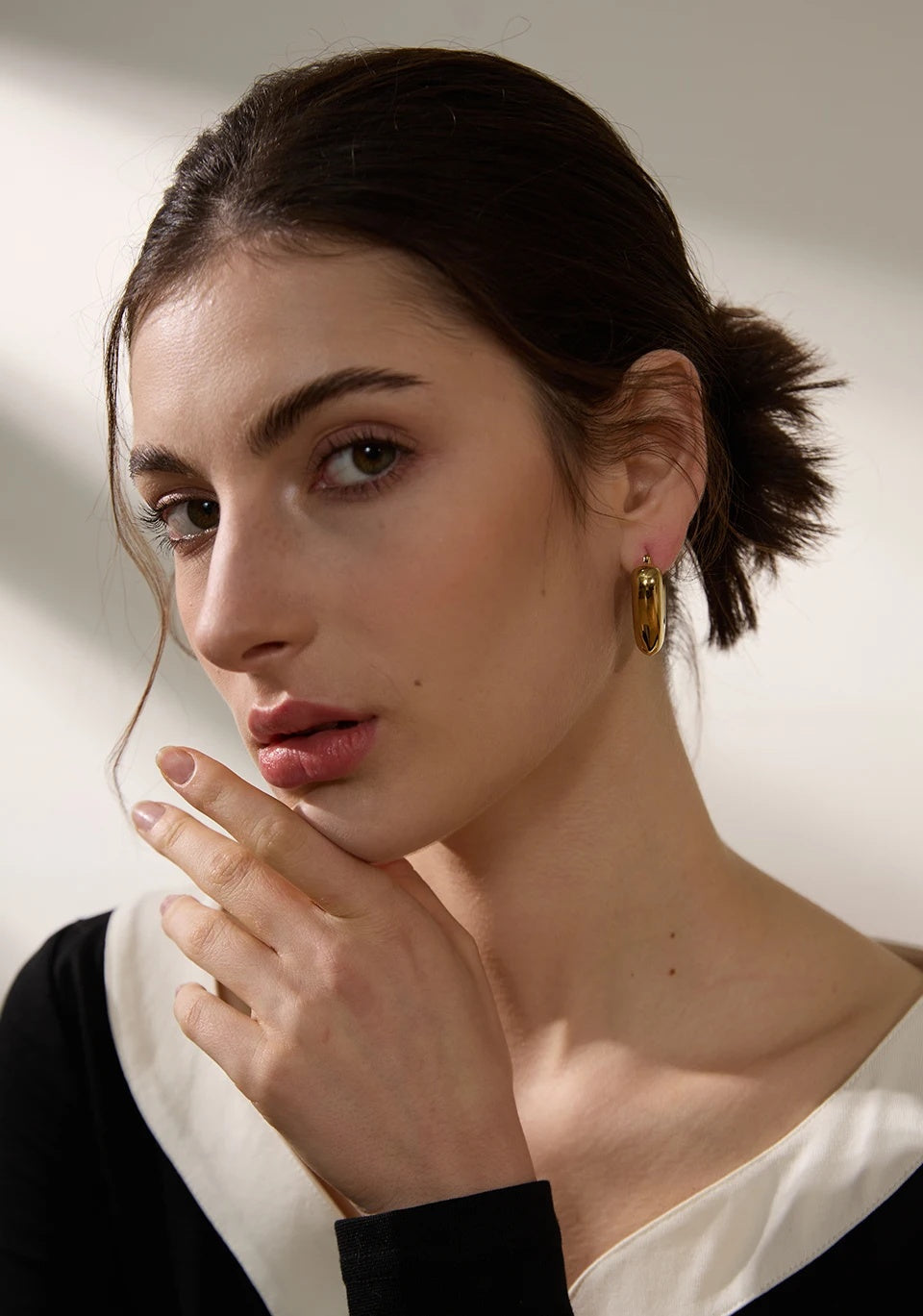 Heart Chunky Versatile Hoop Earrings - Ecru