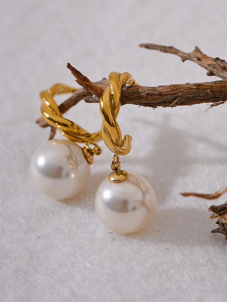 Imitation Pearls Geometric Drop Earrings - Ecru