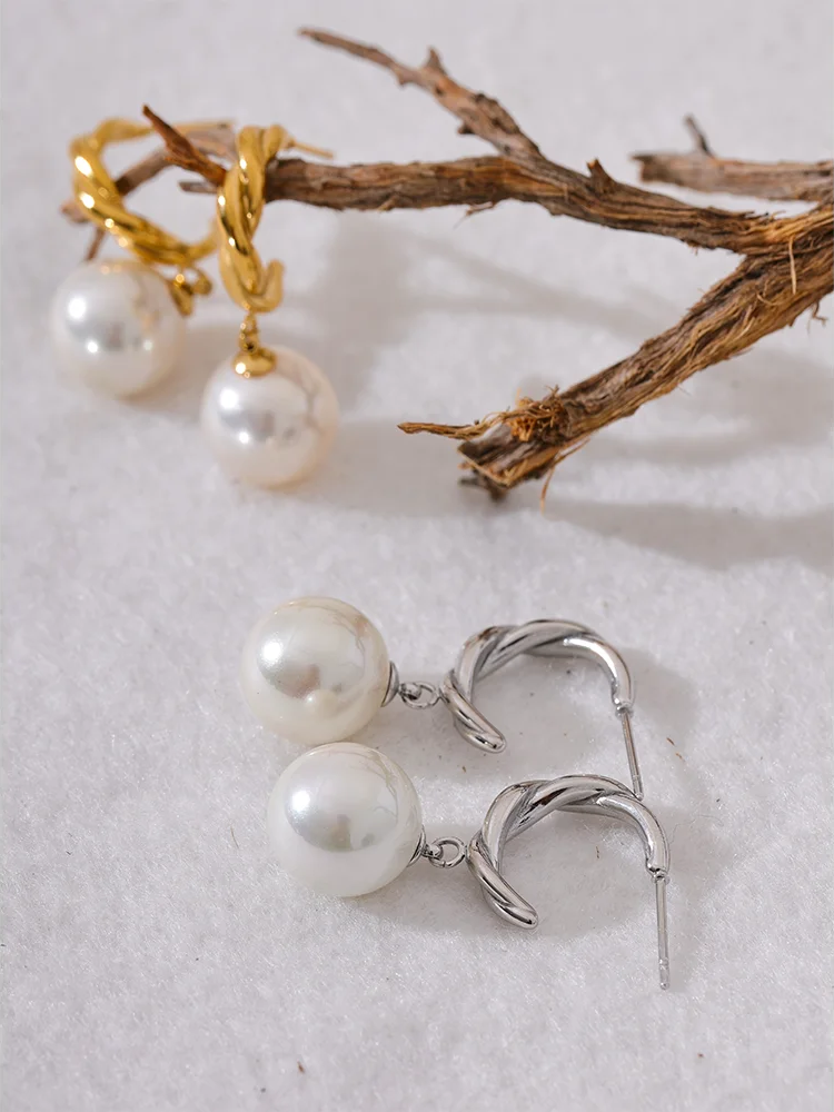 Imitation Pearls Geometric Drop Earrings - Ecru