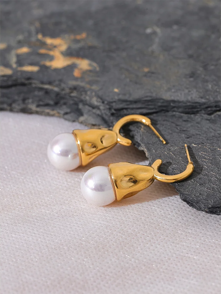 Imitation Pearls Geometric Golden Earrings - Ecru
