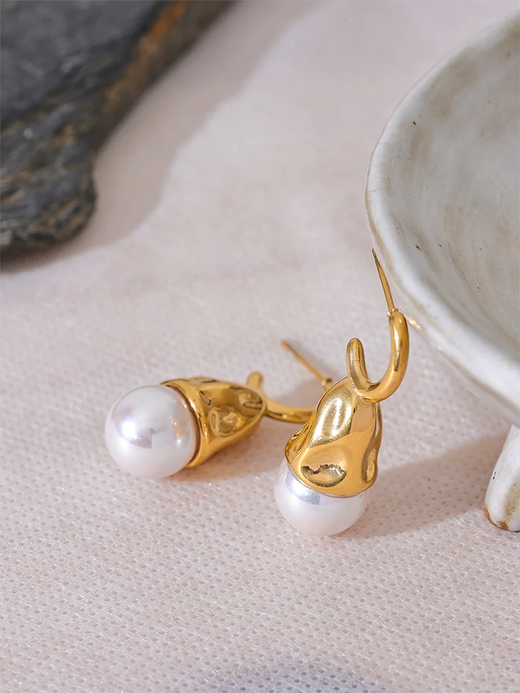 Imitation Pearls Geometric Golden Earrings - Ecru