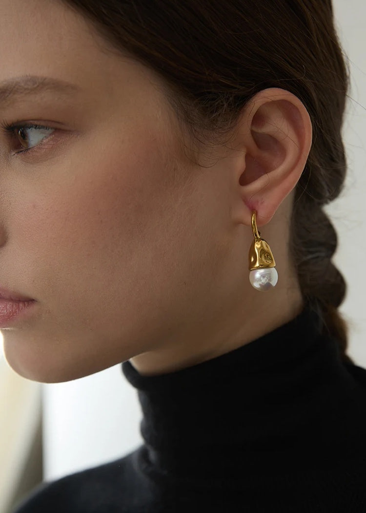 Imitation Pearls Geometric Golden Earrings - Ecru